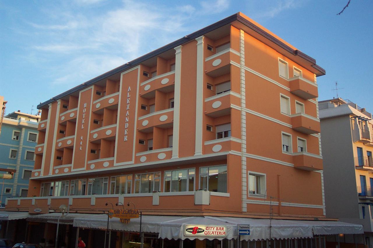 Hotel Alexander Resort Римини Экстерьер фото