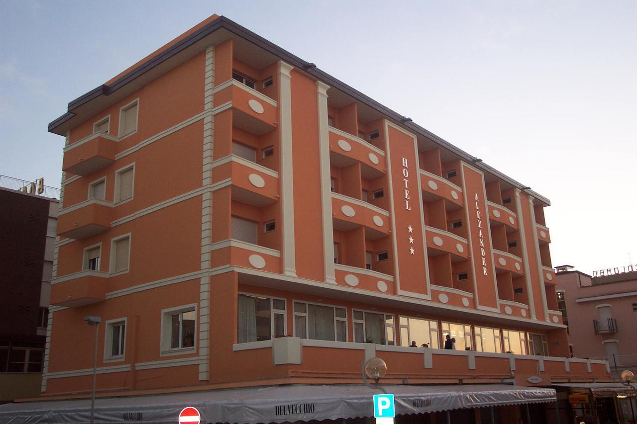 Hotel Alexander Resort Римини Экстерьер фото